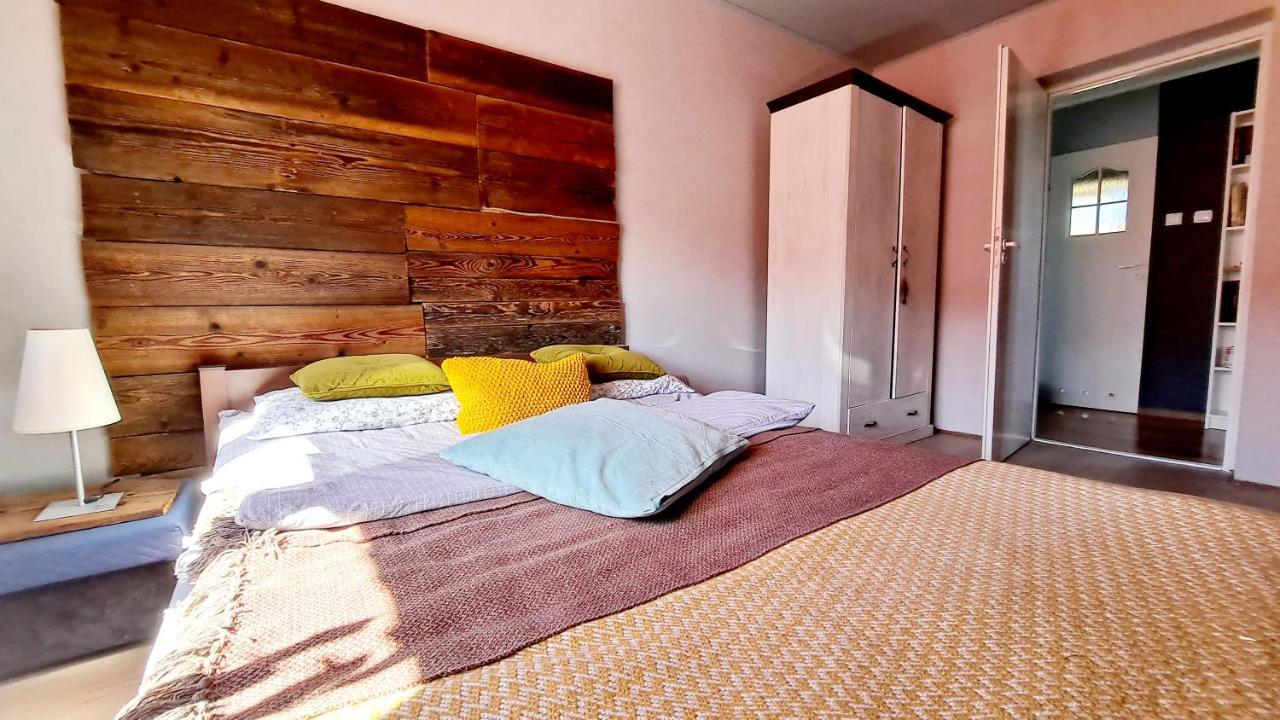 Spokojny Azyl - Wilkasy Apartment ภายนอก รูปภาพ